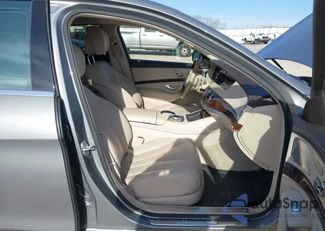 2015 Mercedes-Benz S 550 4Matic z USA, uszkodzony, nr VIN WDDUG8FB5FA135553